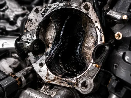 Carbonização do motor — imagem ilustrativa