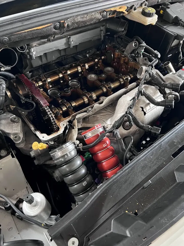 Turbo em manutenção na oficina